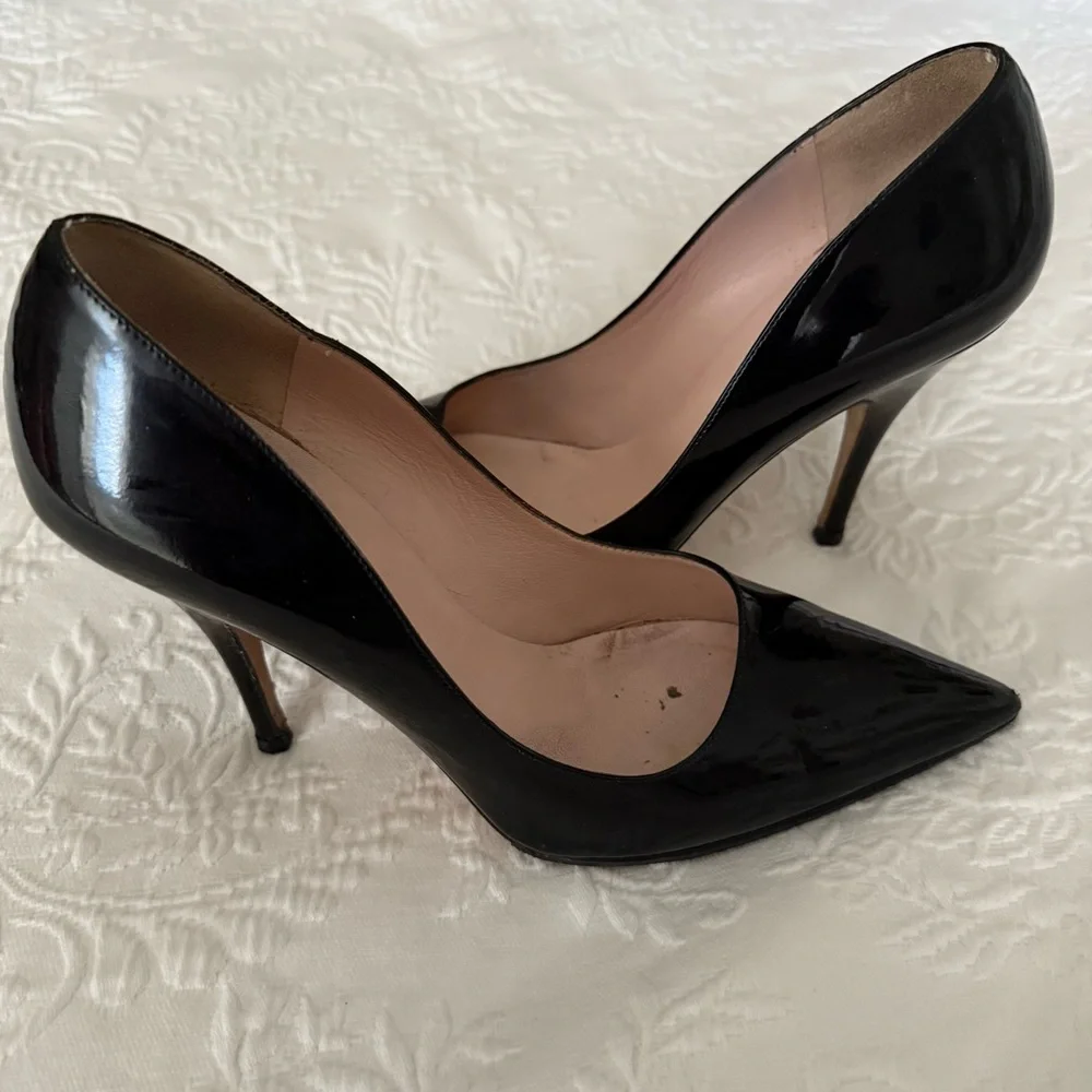 Kate Spade Vivian Black Patent Leather Pumps Heels size 8.5